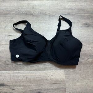 Torrid Mid Impact Underwire Black Sports Bra 46 DDD